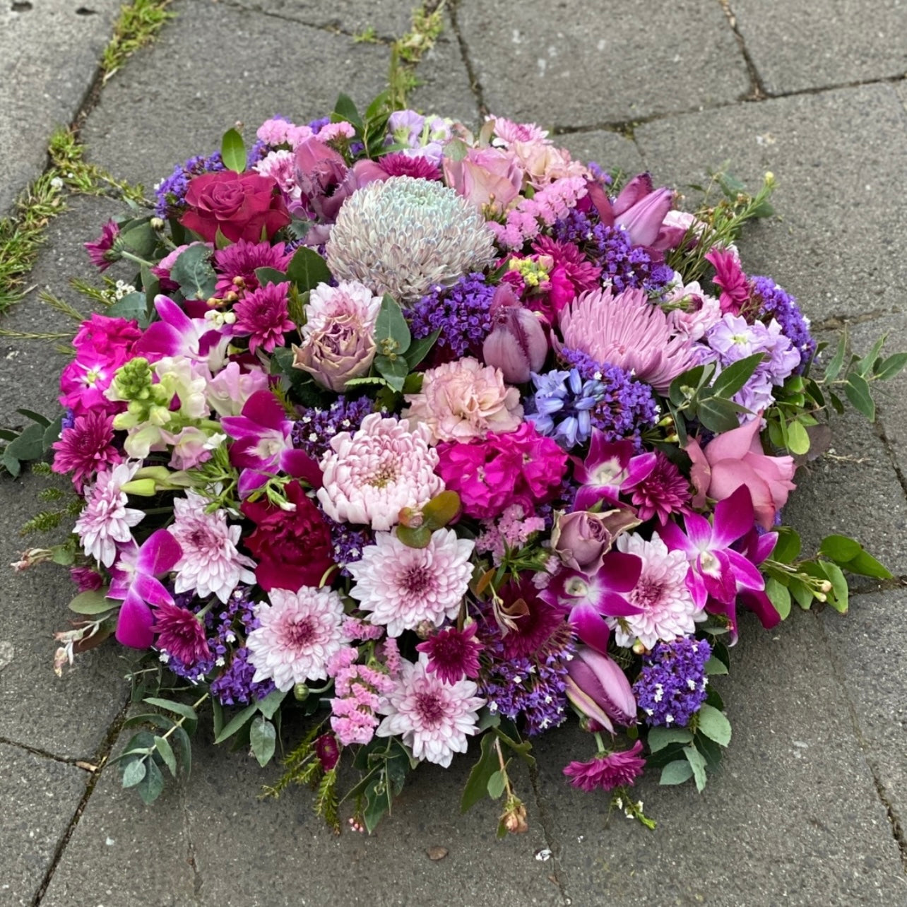 Funeral Wreath Round
