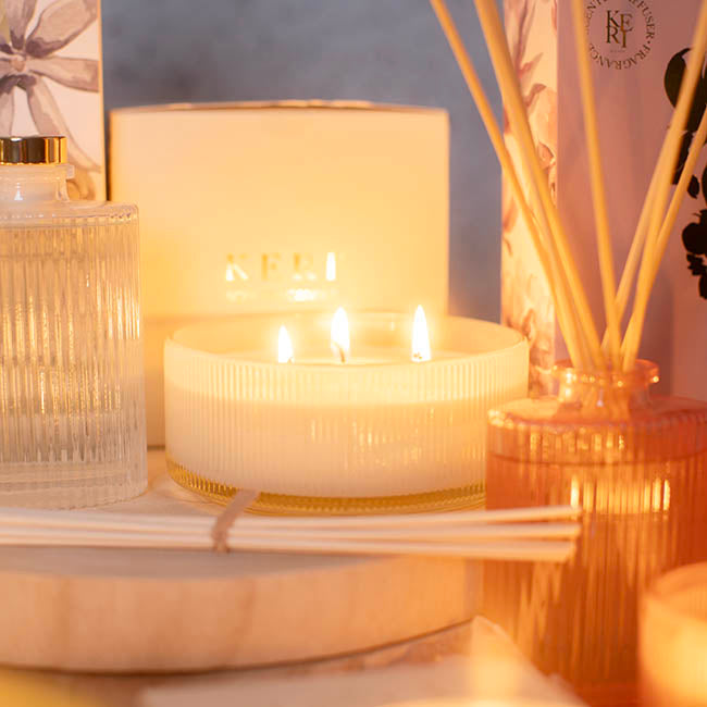 Scented Candle Indulgence 3-Wick Gardenia 300g