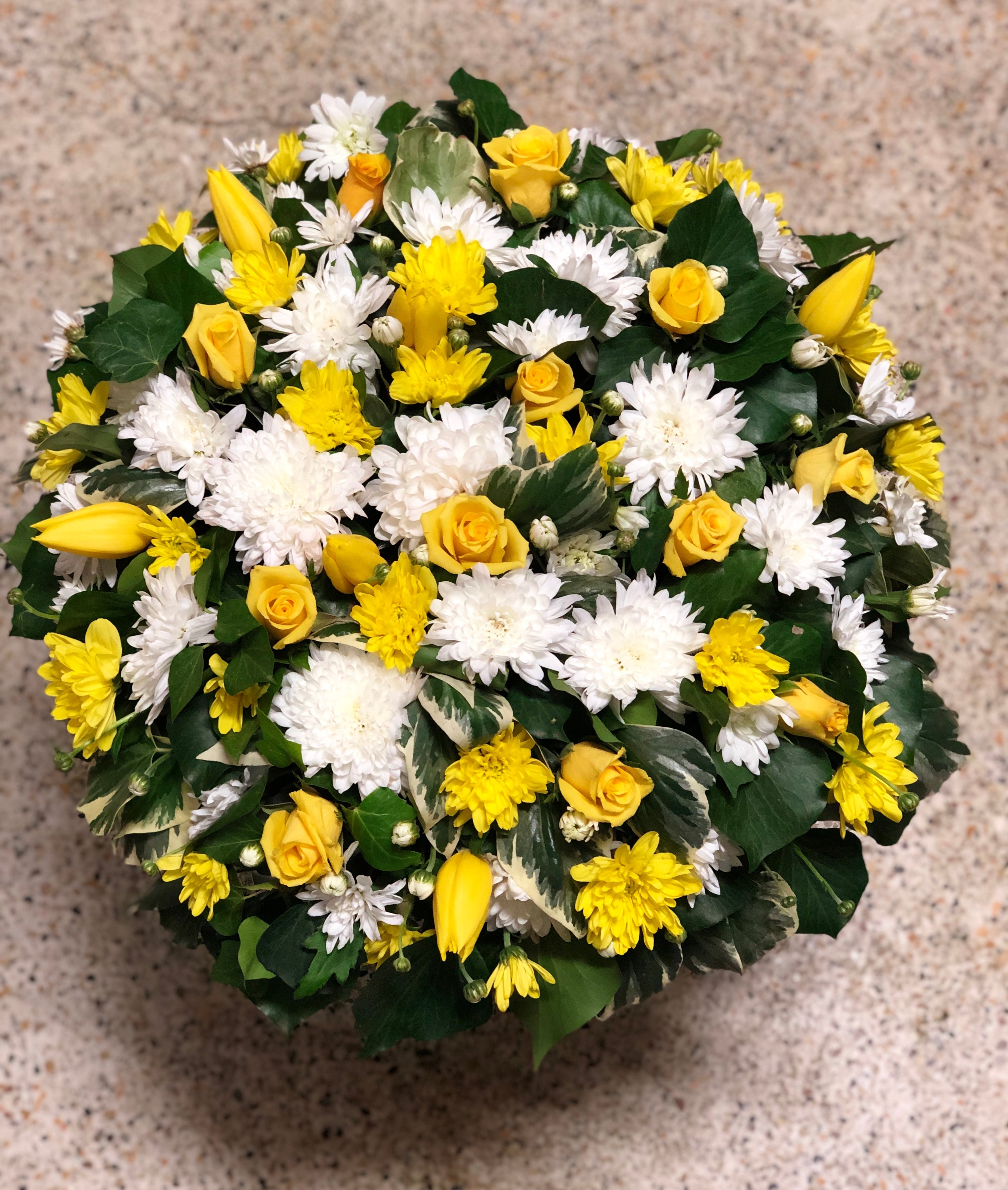 Funeral Wreath Round